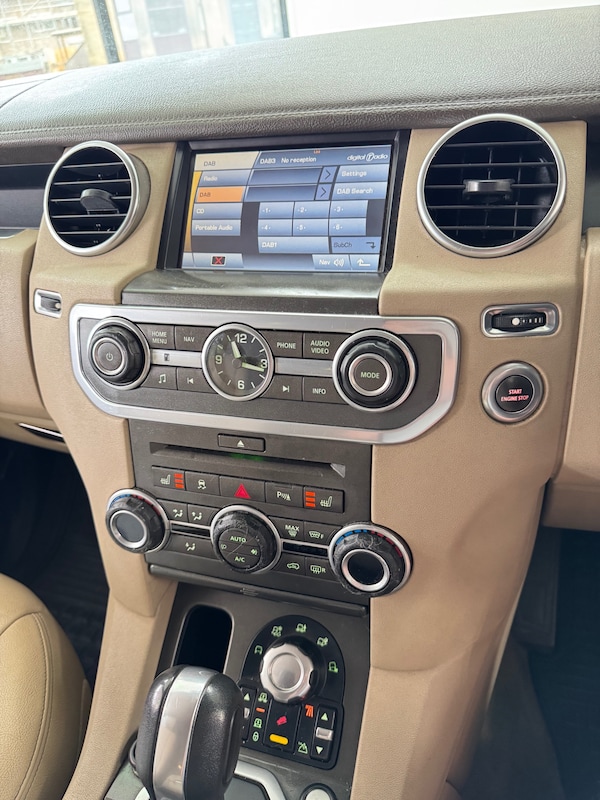 Used Land Rover Discovery 2010 for sale - 76184541: Photo 12
