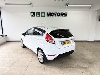 Used Ford Fiesta 2015 for sale - 78031674: Photo