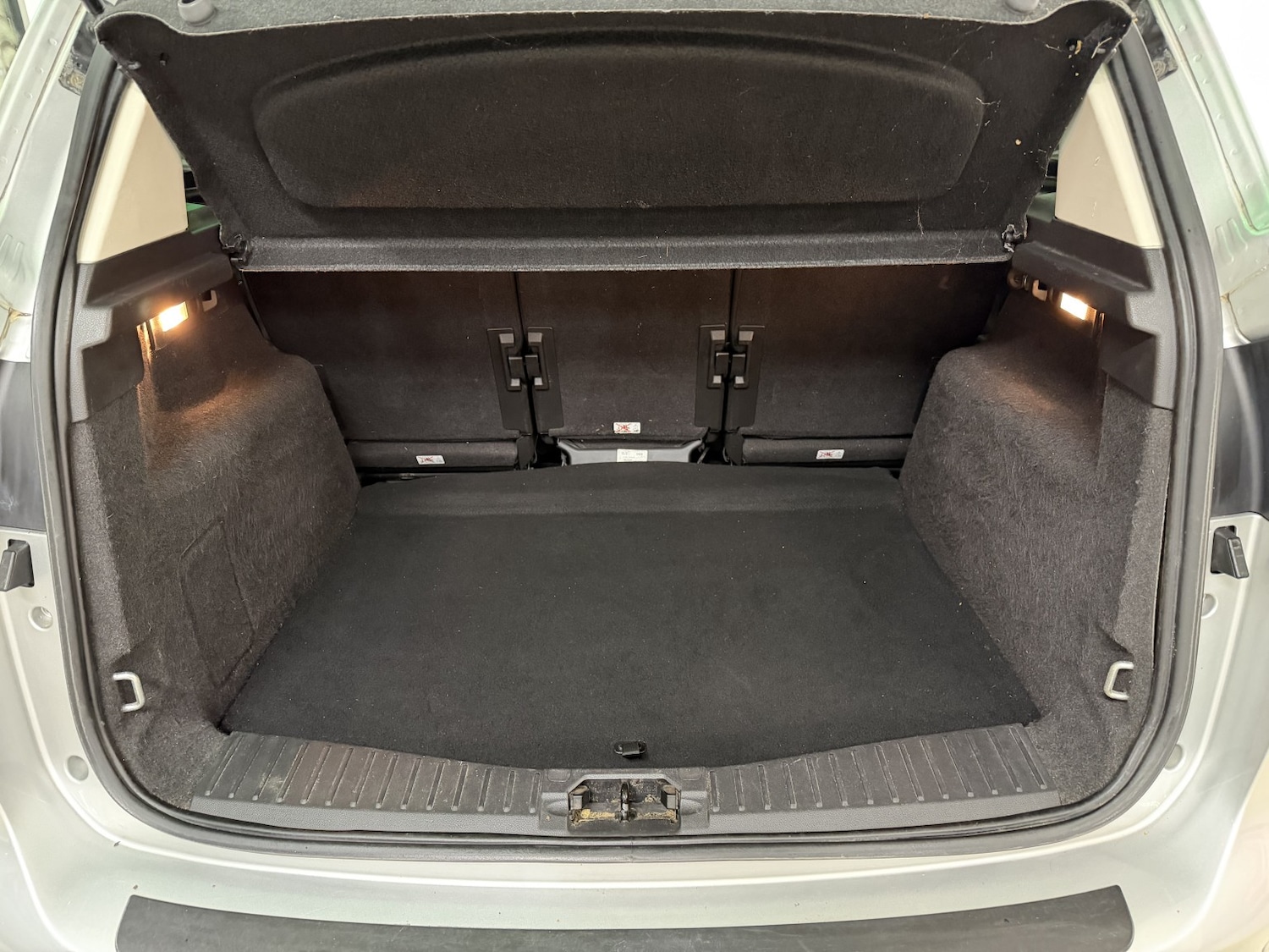 Used Ford C-Max 2016 for sale - 77228224: Photo 19