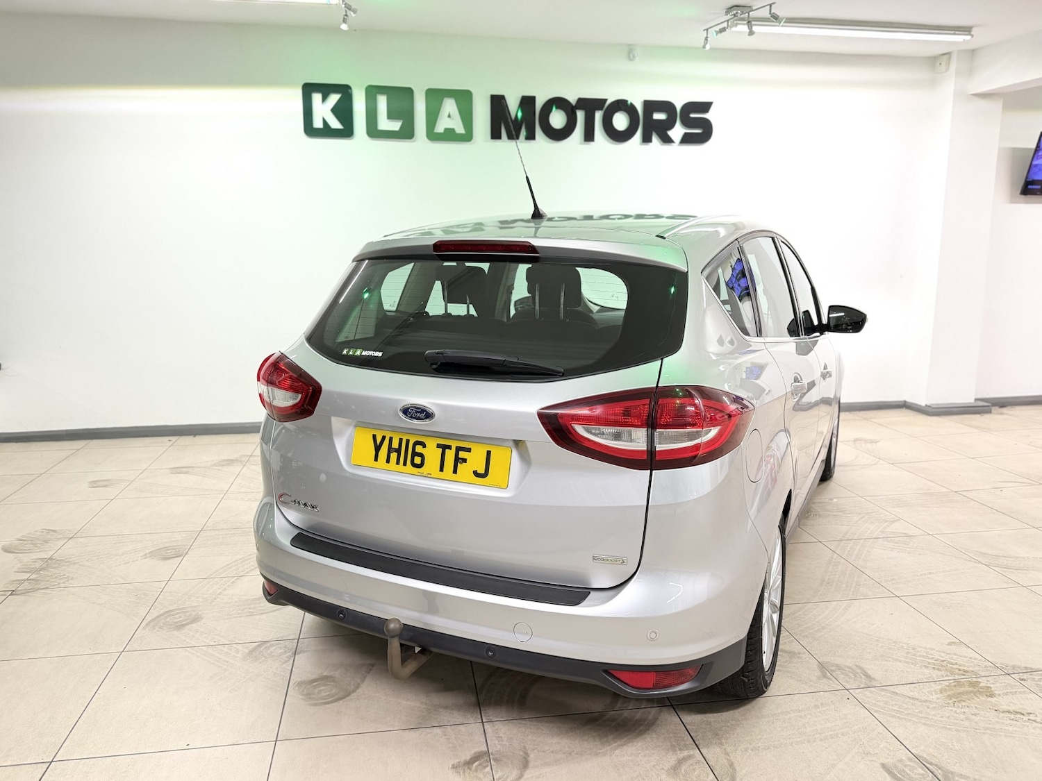 Used Ford C-Max 2016 for sale - 77228224: Photo 4