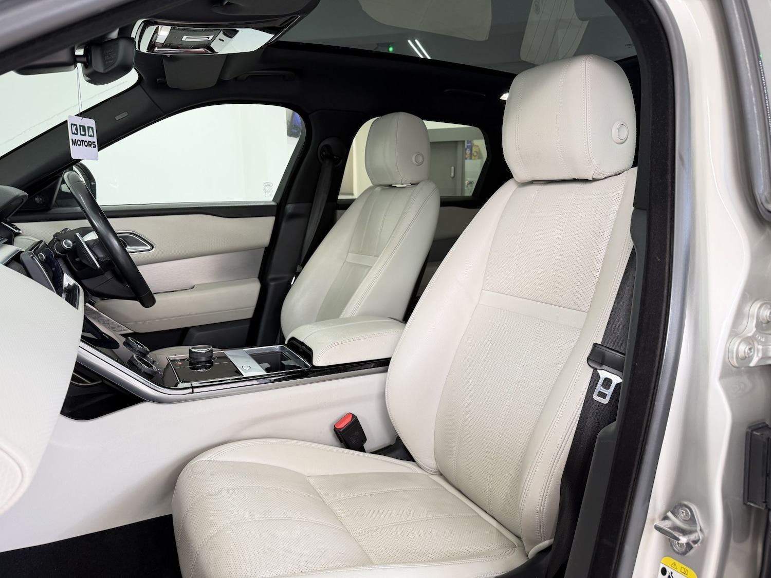 Used Land Rover Range Rover Velar 2018 for sale - 77954038: Photo 12