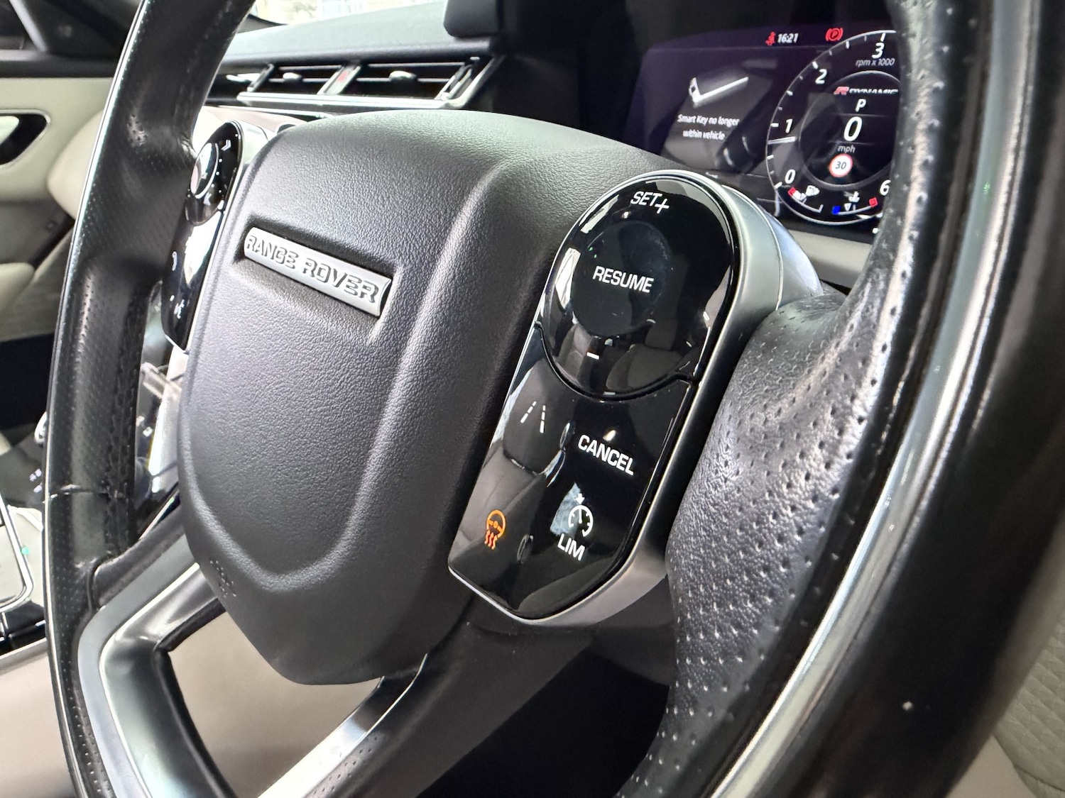 Used Land Rover Range Rover Velar 2018 for sale - 77954038: Photo 18