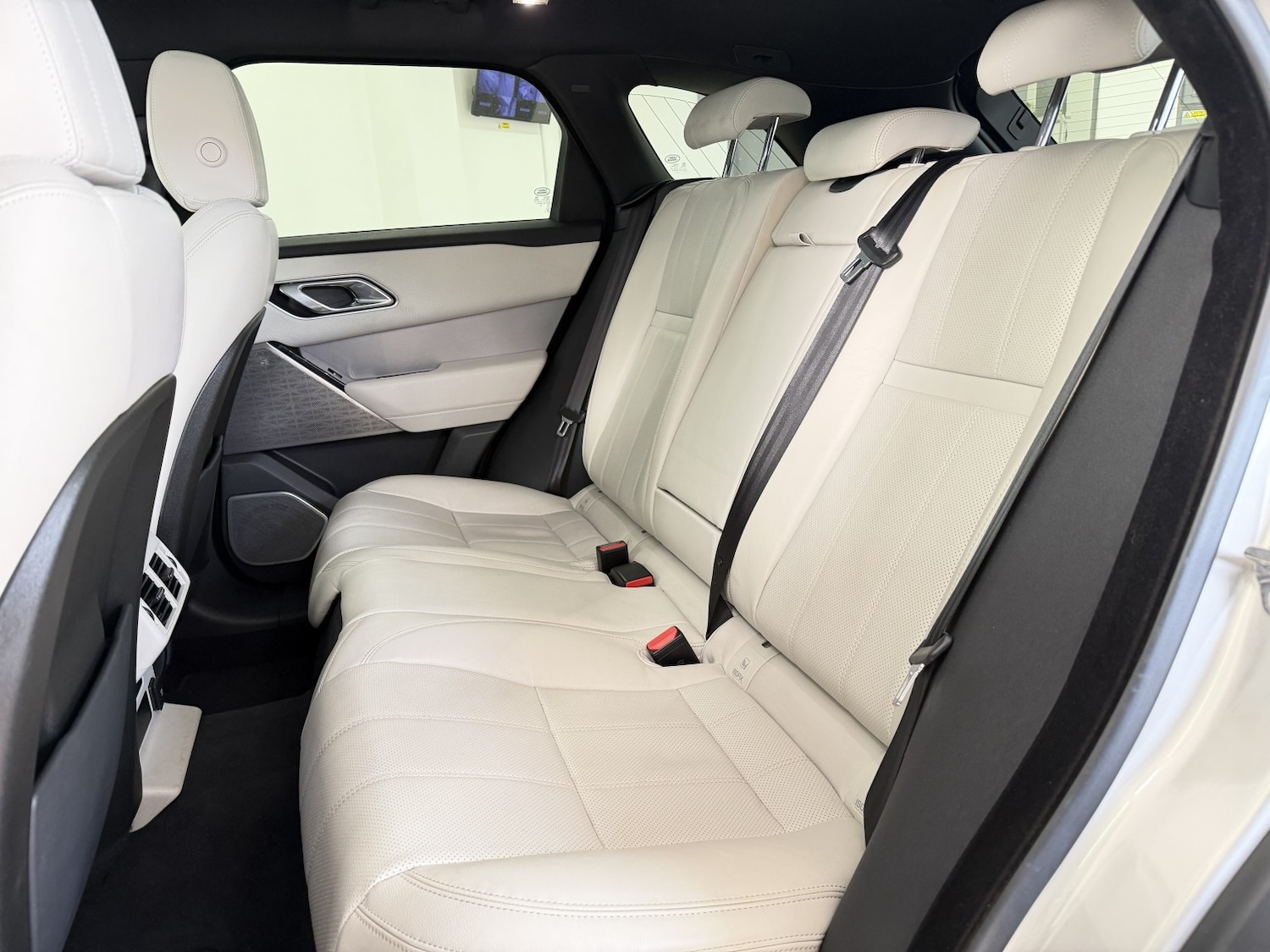 Used Land Rover Range Rover Velar 2018 for sale - 77954038: Photo 23