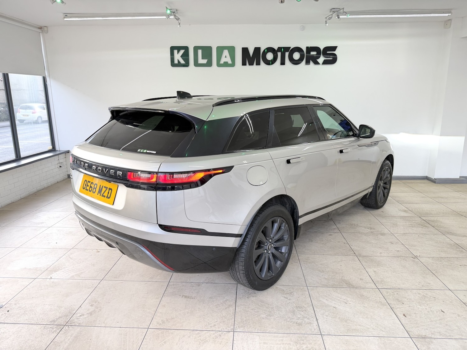 Used Land Rover Range Rover Velar 2018 for sale - 77954038: Photo 5
