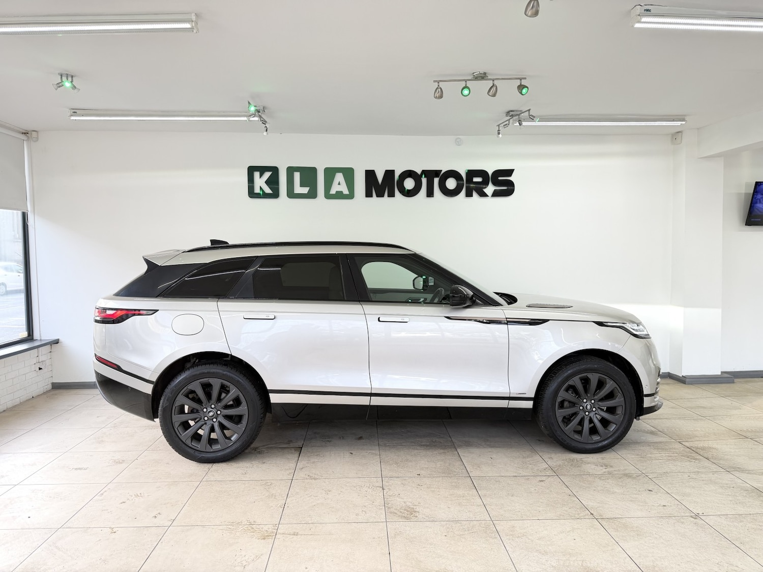 Used Land Rover Range Rover Velar 2018 for sale - 77954038: Photo 6
