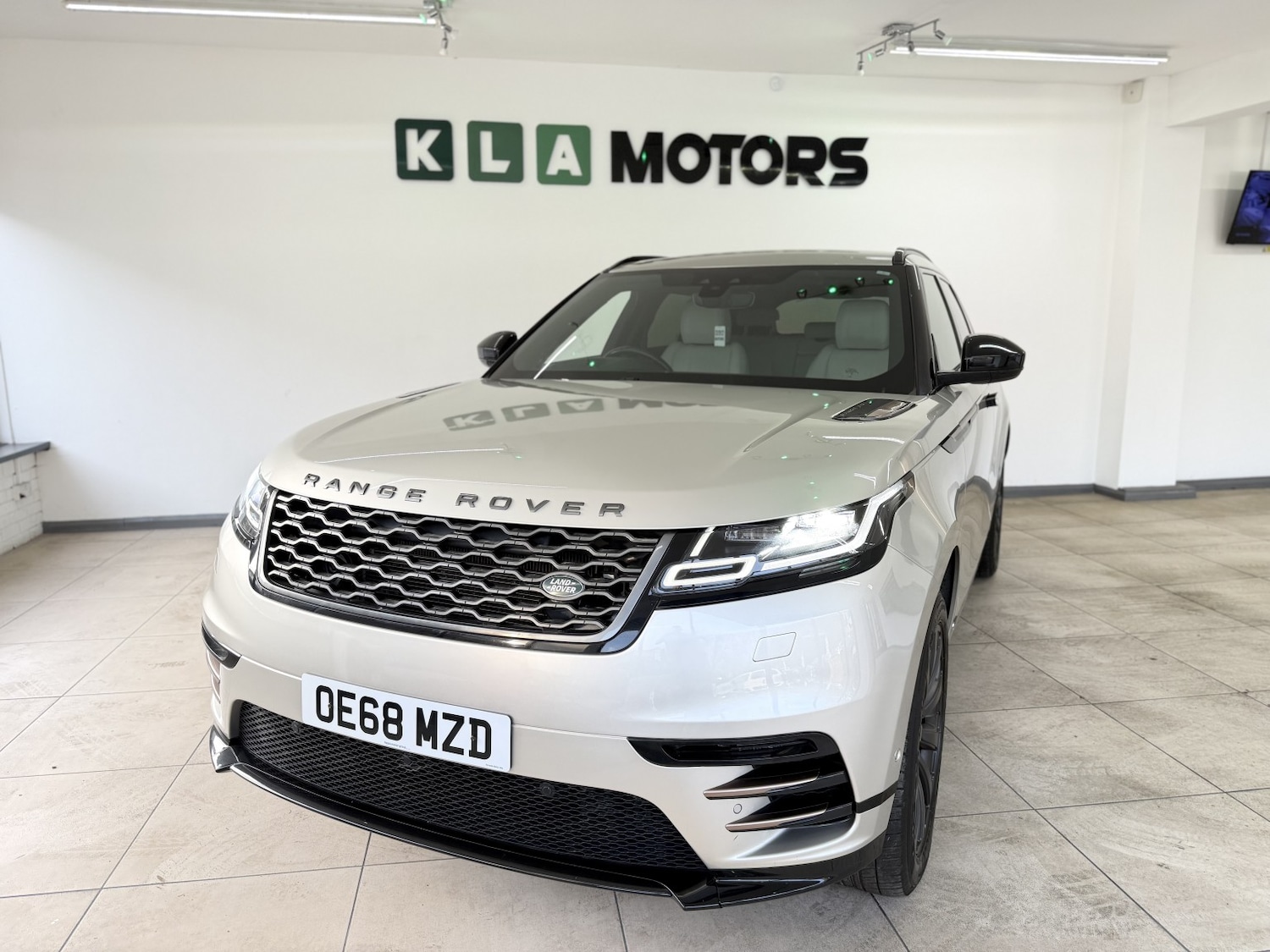 Used Land Rover Range Rover Velar 2018 for sale - 77954038: Photo 8