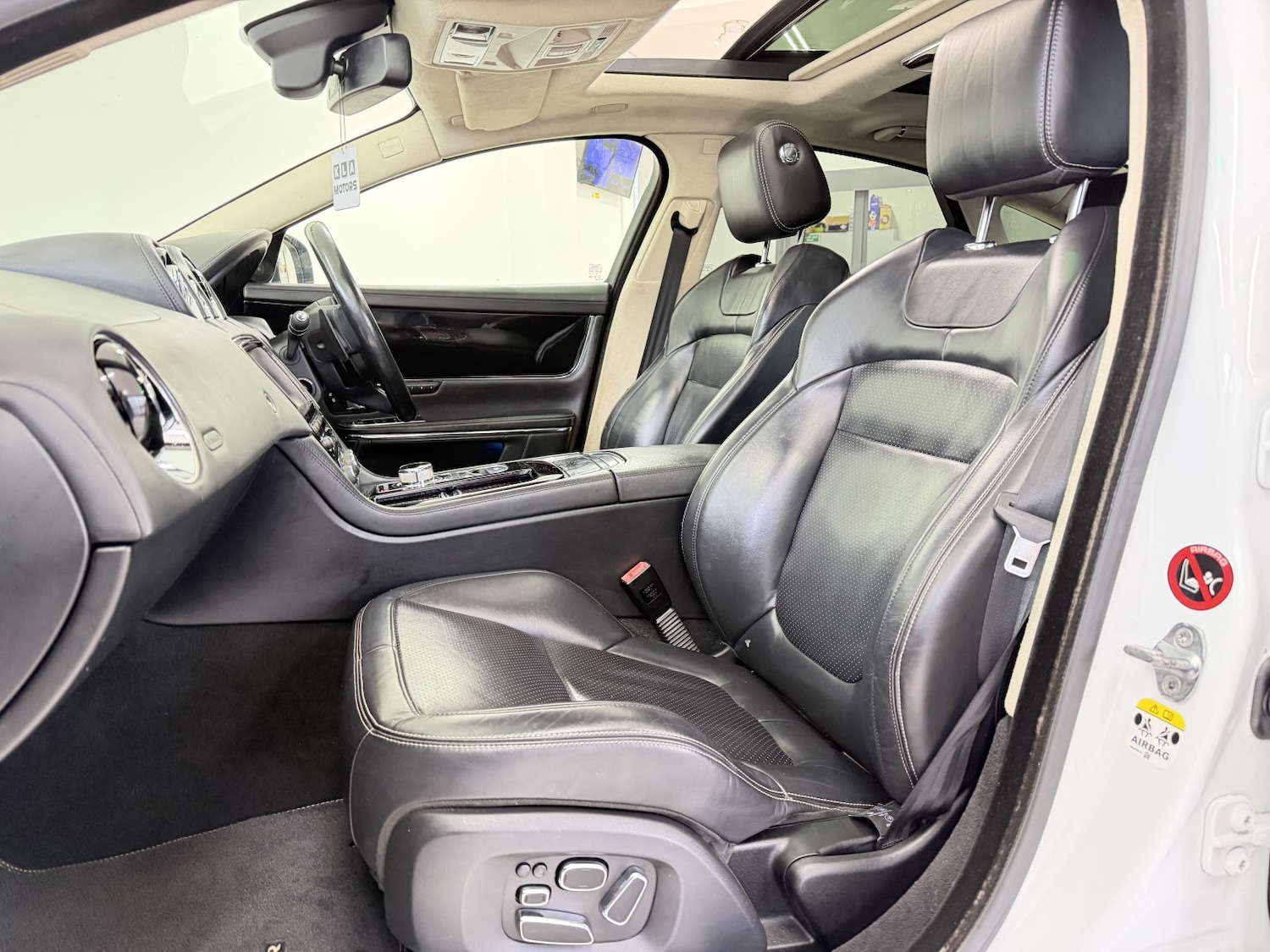 Used Jaguar XJ 2014 for sale - 77483683: Photo 13