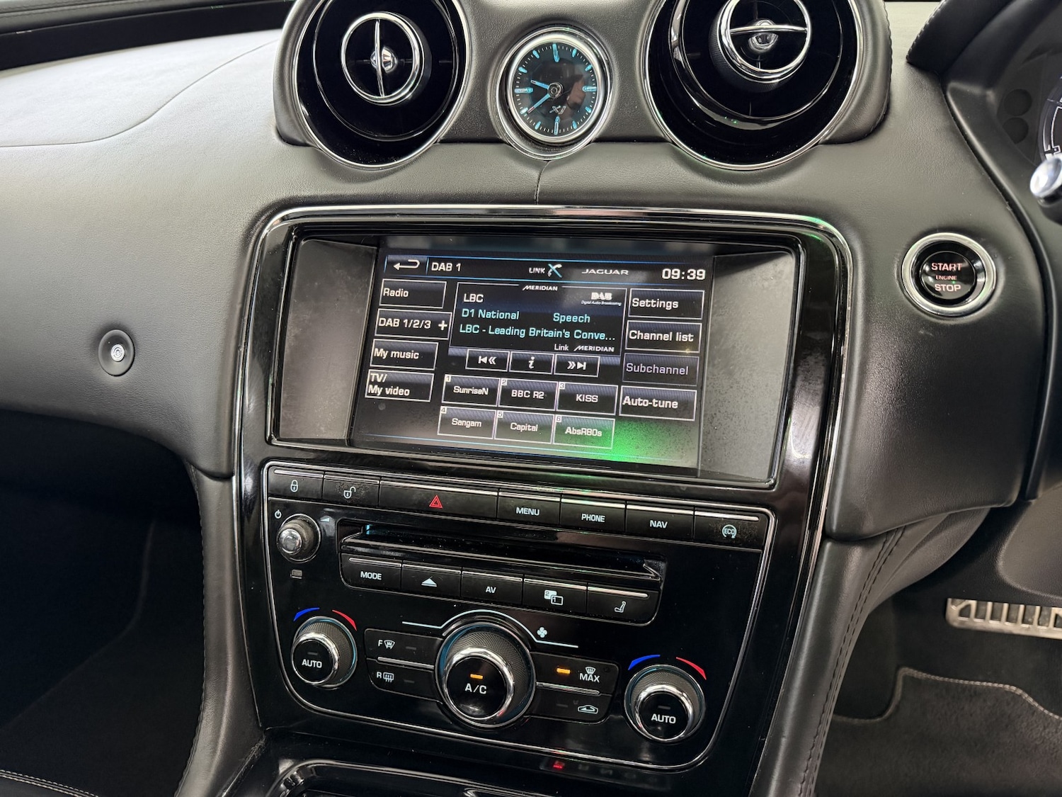 Used Jaguar XJ 2014 for sale - 77483683: Photo 14