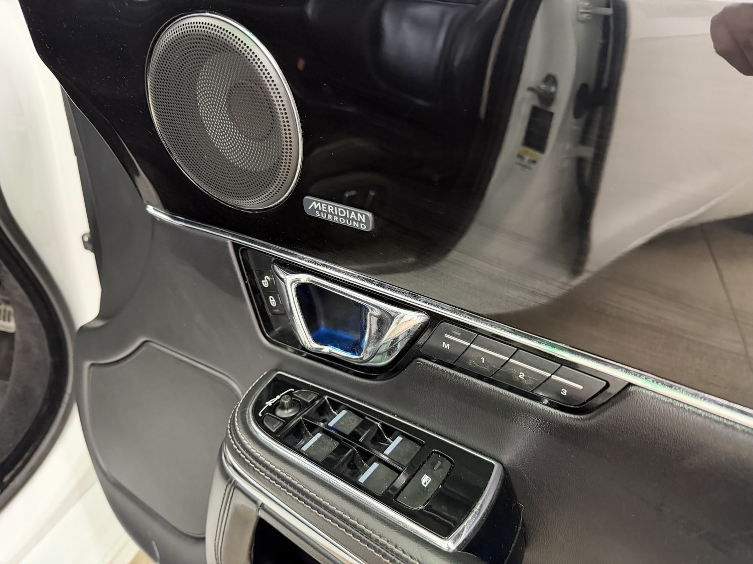 Used Jaguar XJ 2014 for sale - 77483683: Photo 19