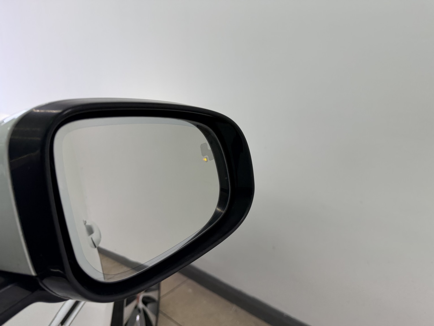 Used Jaguar XJ 2014 for sale - 77483683: Photo 21