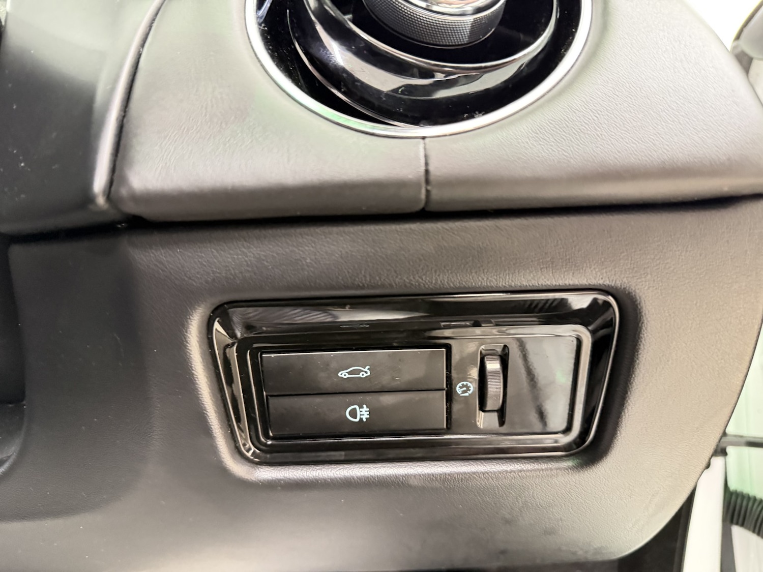 Used Jaguar XJ 2014 for sale - 77483683: Photo 22