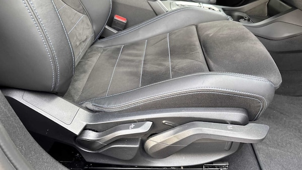 Used BMW 1 Series 2024 for sale - 75649414: Photo 28
