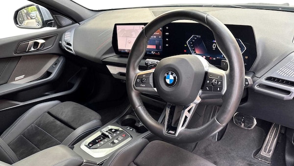 Used BMW 1 Series 2024 for sale - 75649414: Photo 8