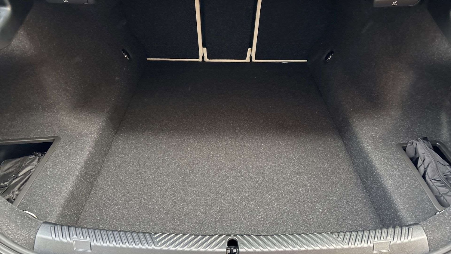 Used BMW 5 Series 2025 for sale - 76218240: Photo 15