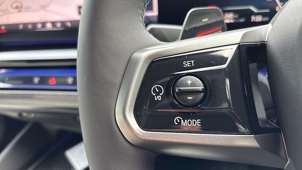 Used BMW 5 Series 2025 for sale - 76218240: Photo 22