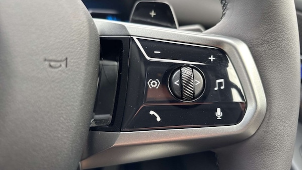 Used BMW 5 Series 2025 for sale - 76218240: Photo 23