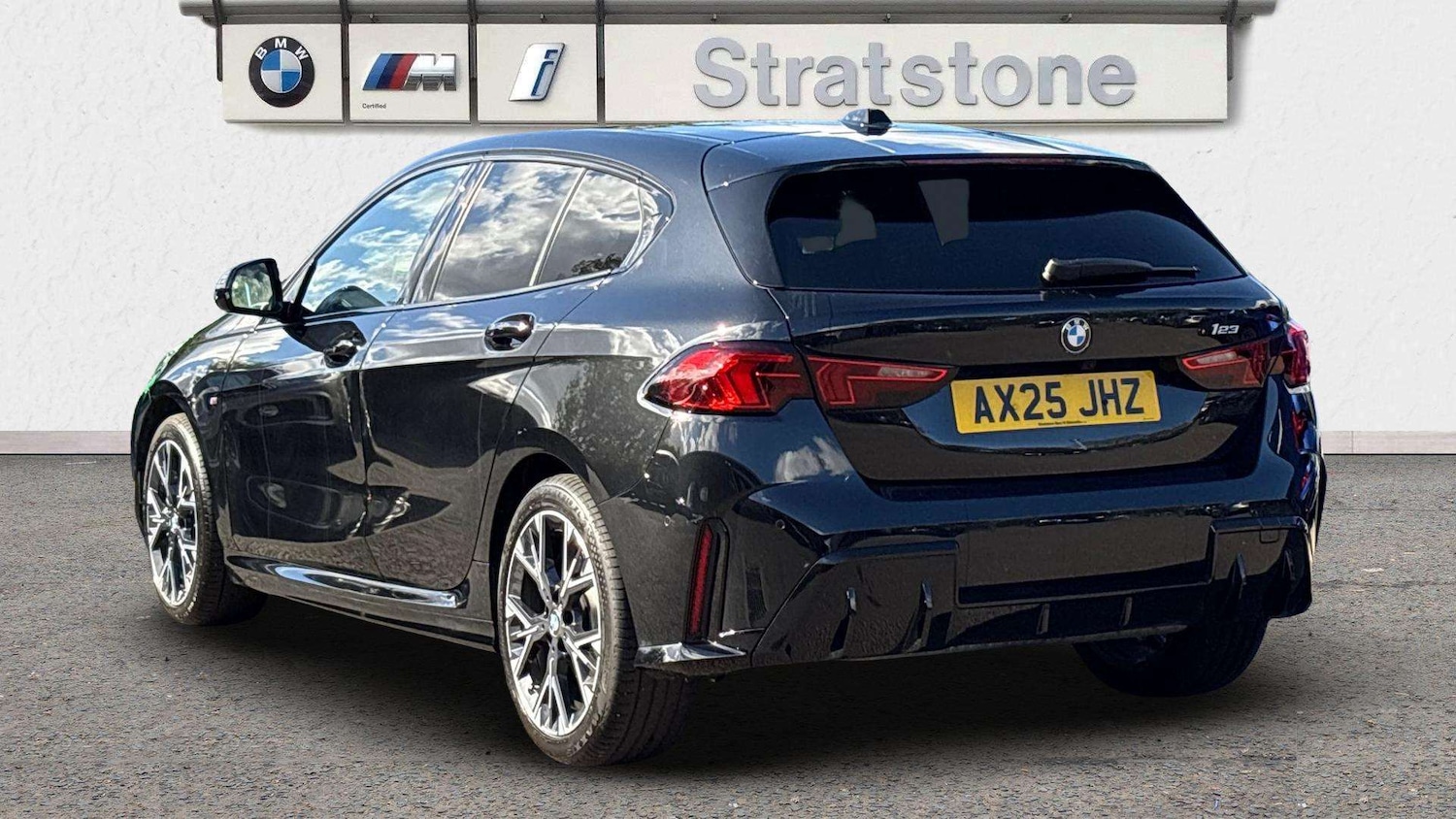 Used BMW 1 Series 2025 for sale - 76087933: Photo 2
