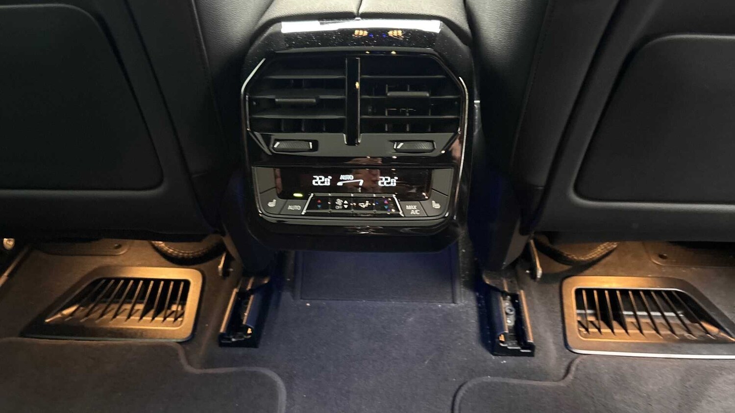 Vehicle 35