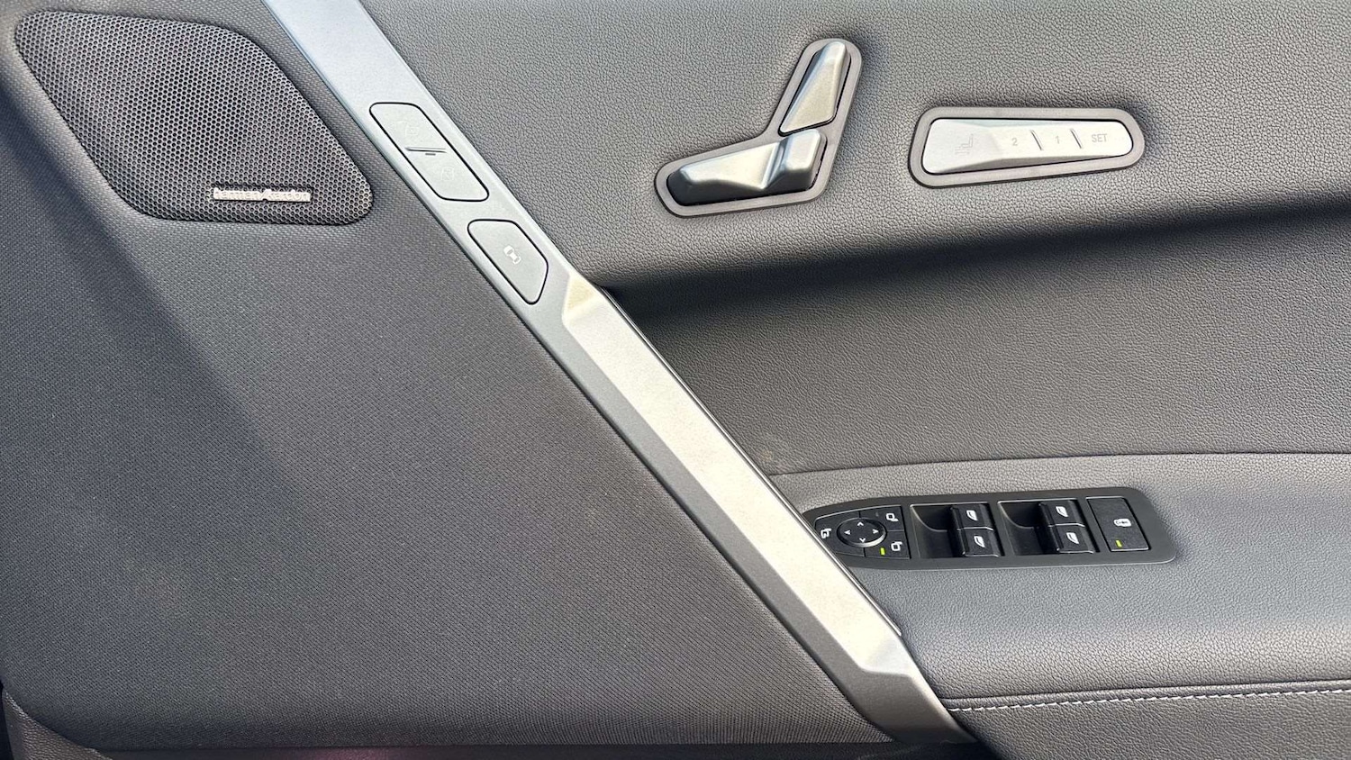 Used BMW iX 2025 for sale - 77112426: Photo 27