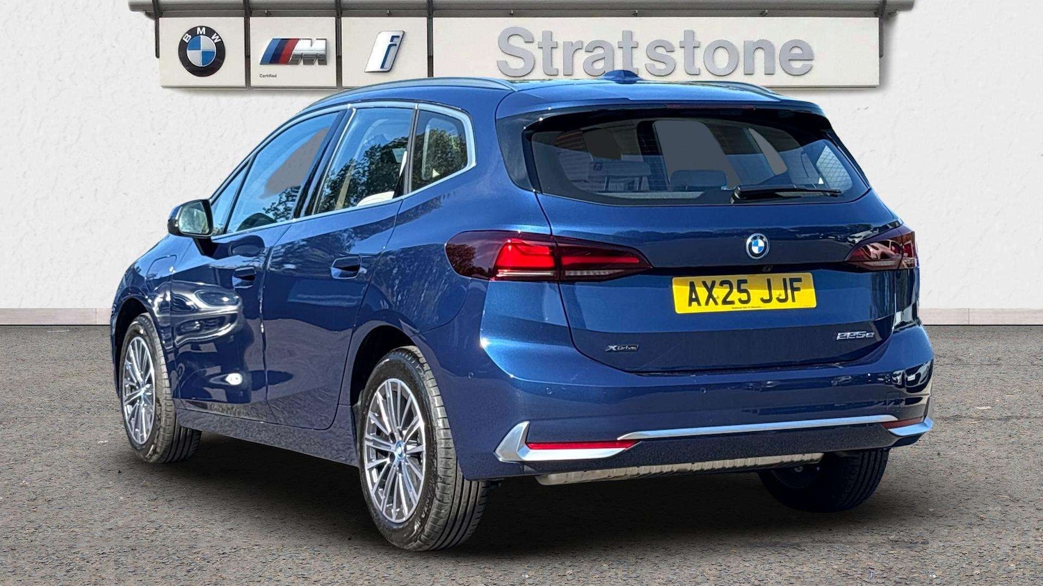 Used BMW 2 Series 2025 for sale - 76087998: Photo 2