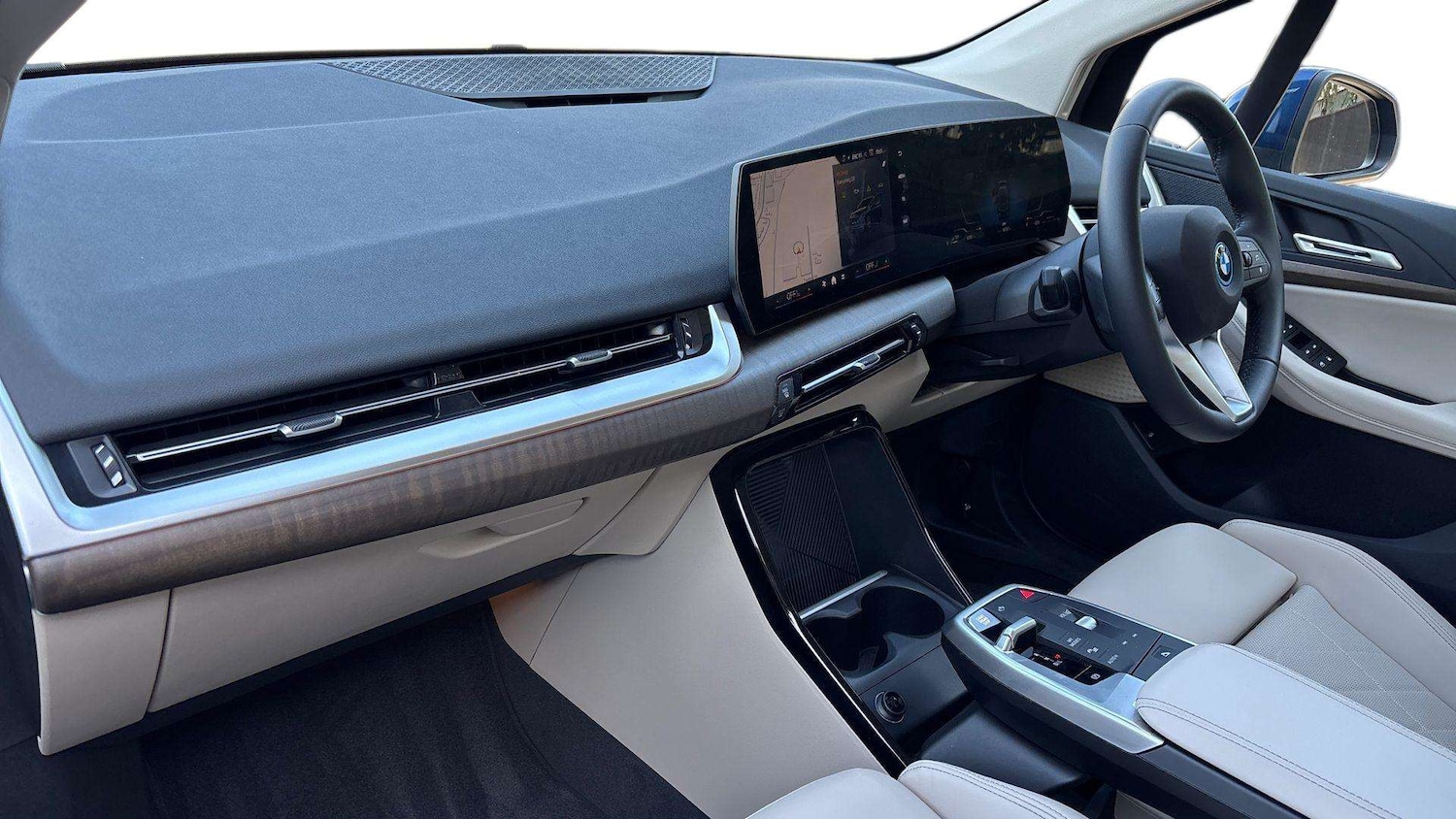 Used BMW 2 Series 2025 for sale - 76087998: Photo 9