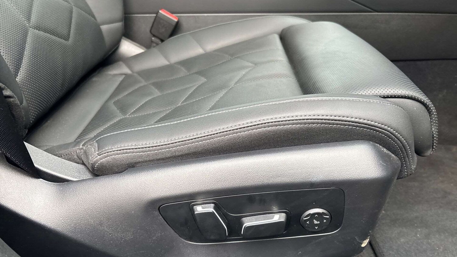 Used BMW i5 2025 for sale - 76218350: Photo 28