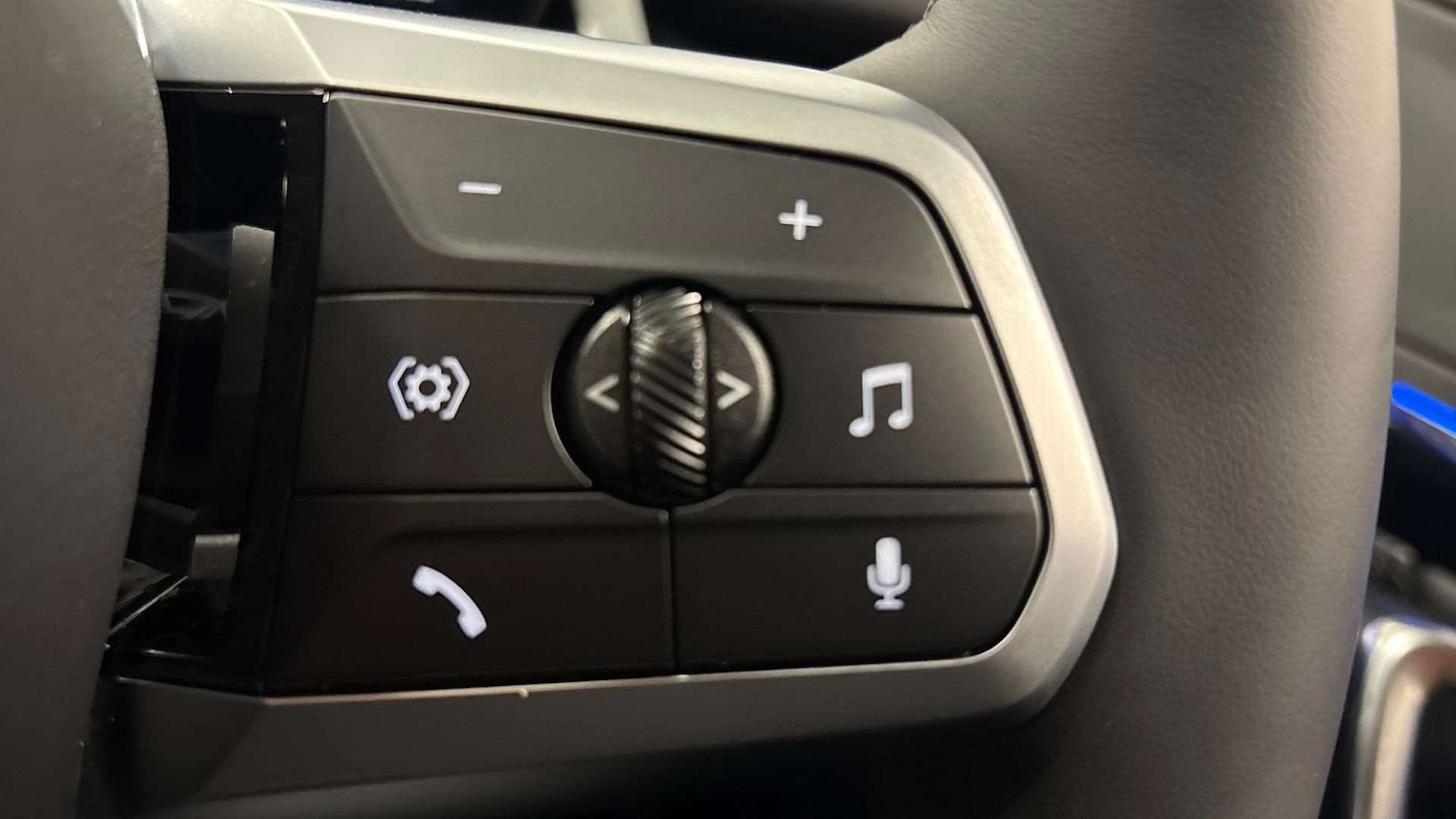 Used BMW iX2 2025 for sale - 77076492: Photo 23