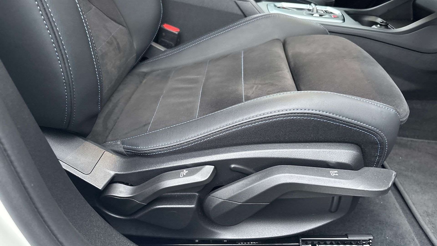 Used BMW 1 Series 2025 for sale - 76564375: Photo 28