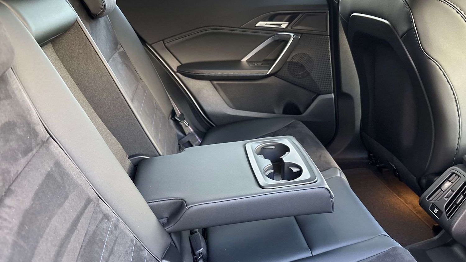 Used BMW iX2 2025 for sale - 77112429: Photo 25