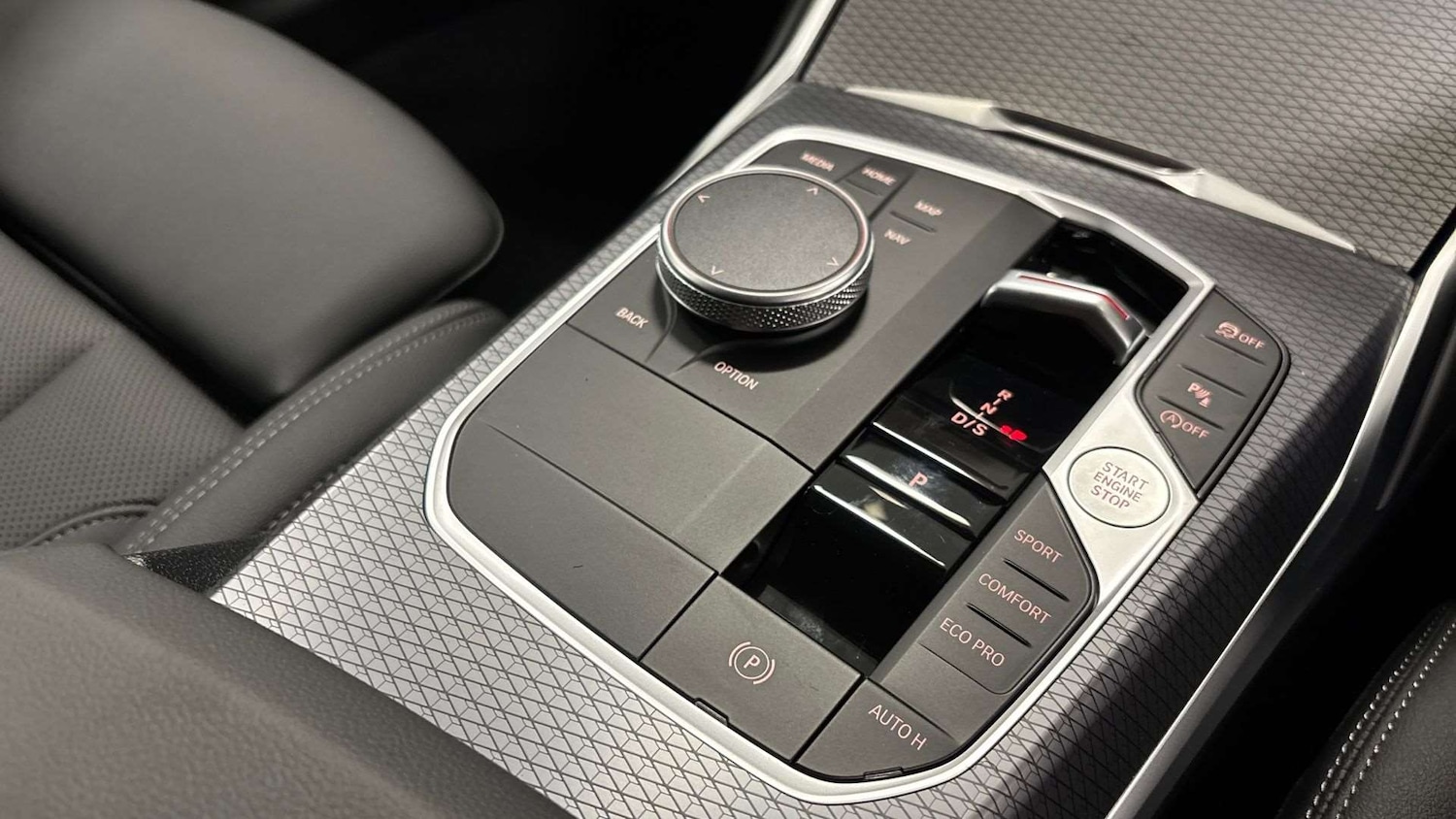 Used BMW 3 Series 2025 for sale - 77134778: Photo 12