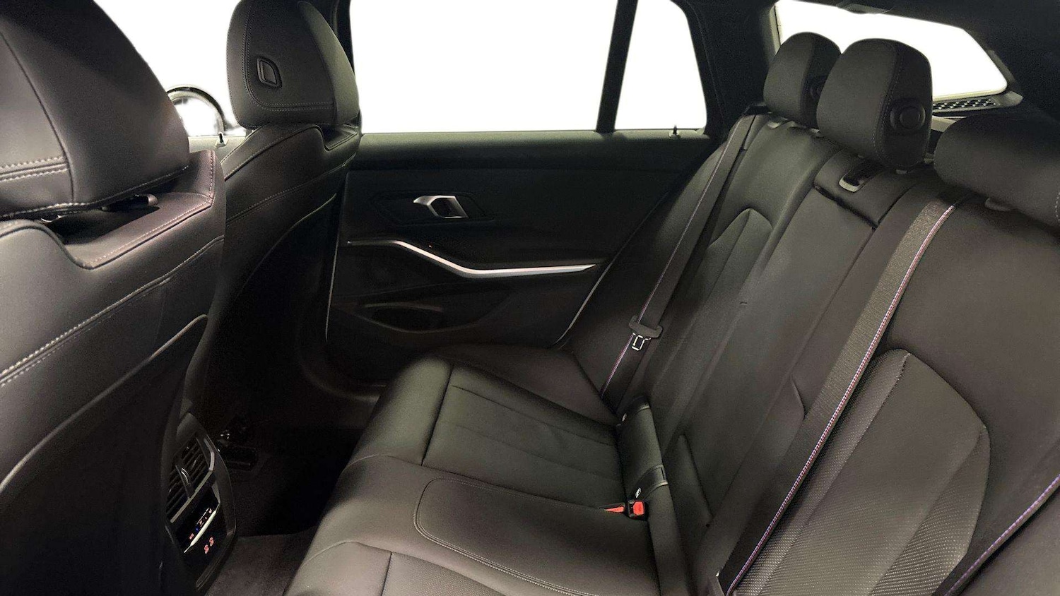 Used BMW 3 Series 2025 for sale - 77134778: Photo 14