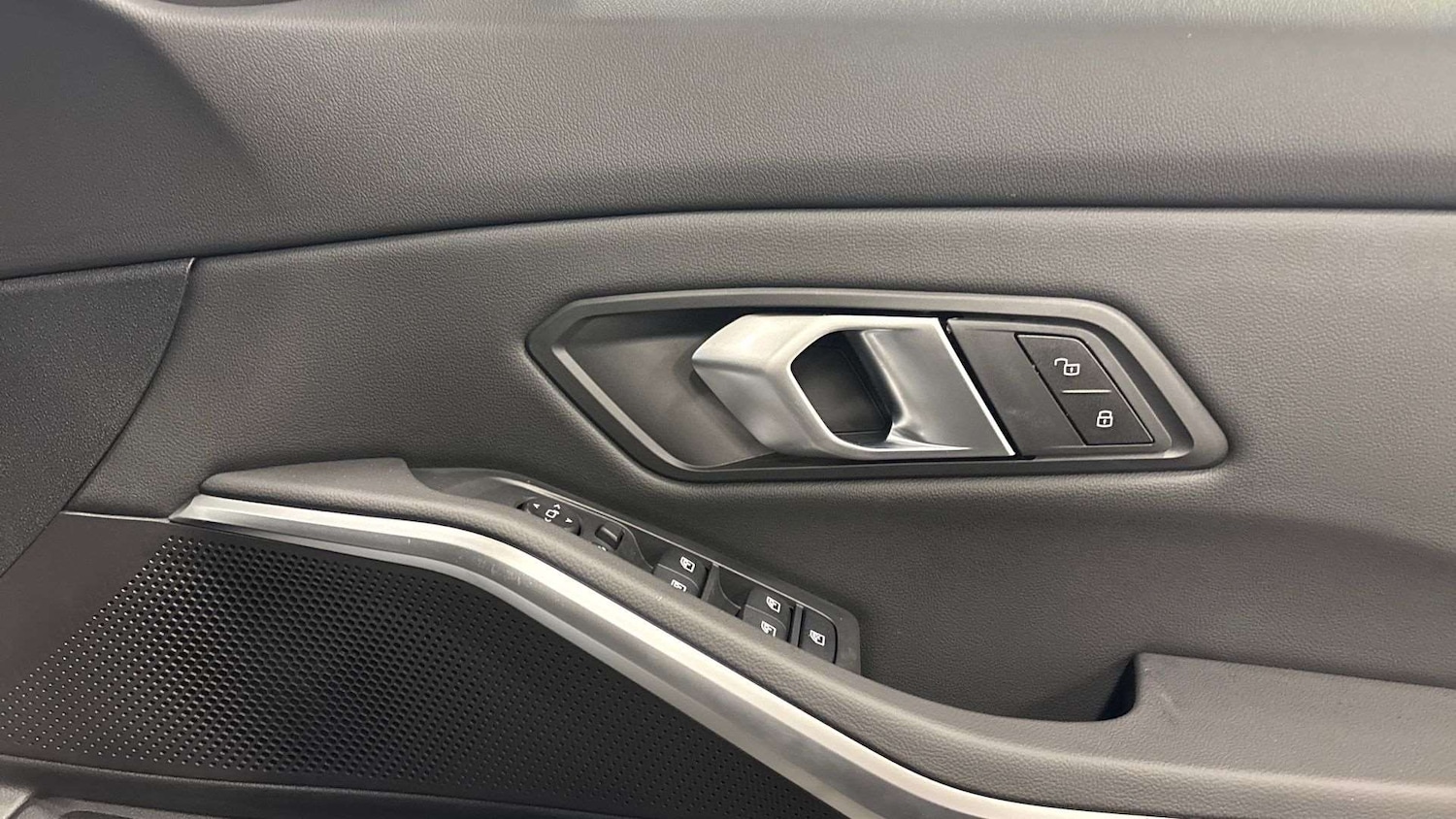 Used BMW 3 Series 2025 for sale - 77134778: Photo 27