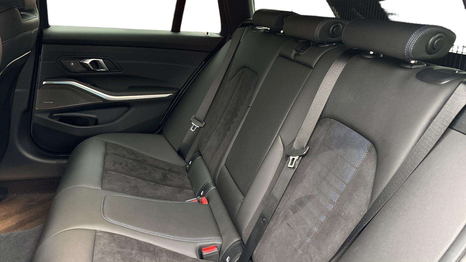 Used BMW 3 Series 2025 for sale - 77158599: Photo 14