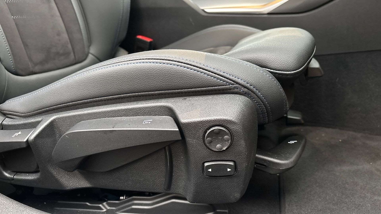 Used BMW 3 Series 2025 for sale - 77158599: Photo 28