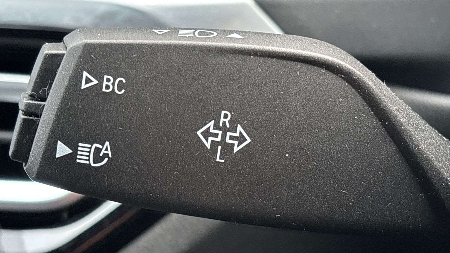 Used BMW 3 Series 2025 for sale - 77158599: Photo 29