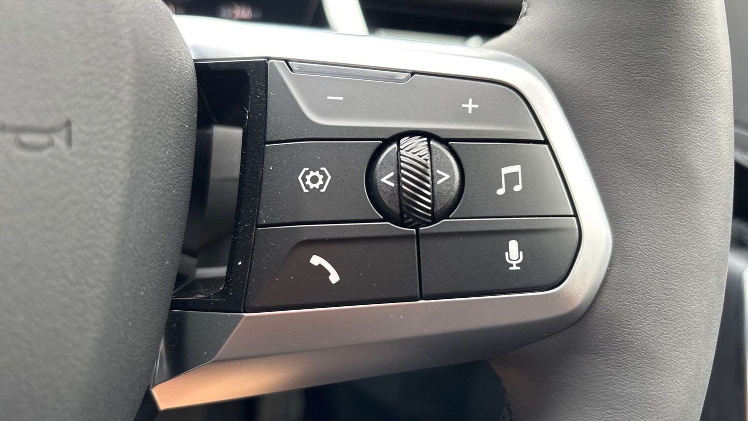 Used BMW iX2 2025 for sale - 76218343: Photo 23