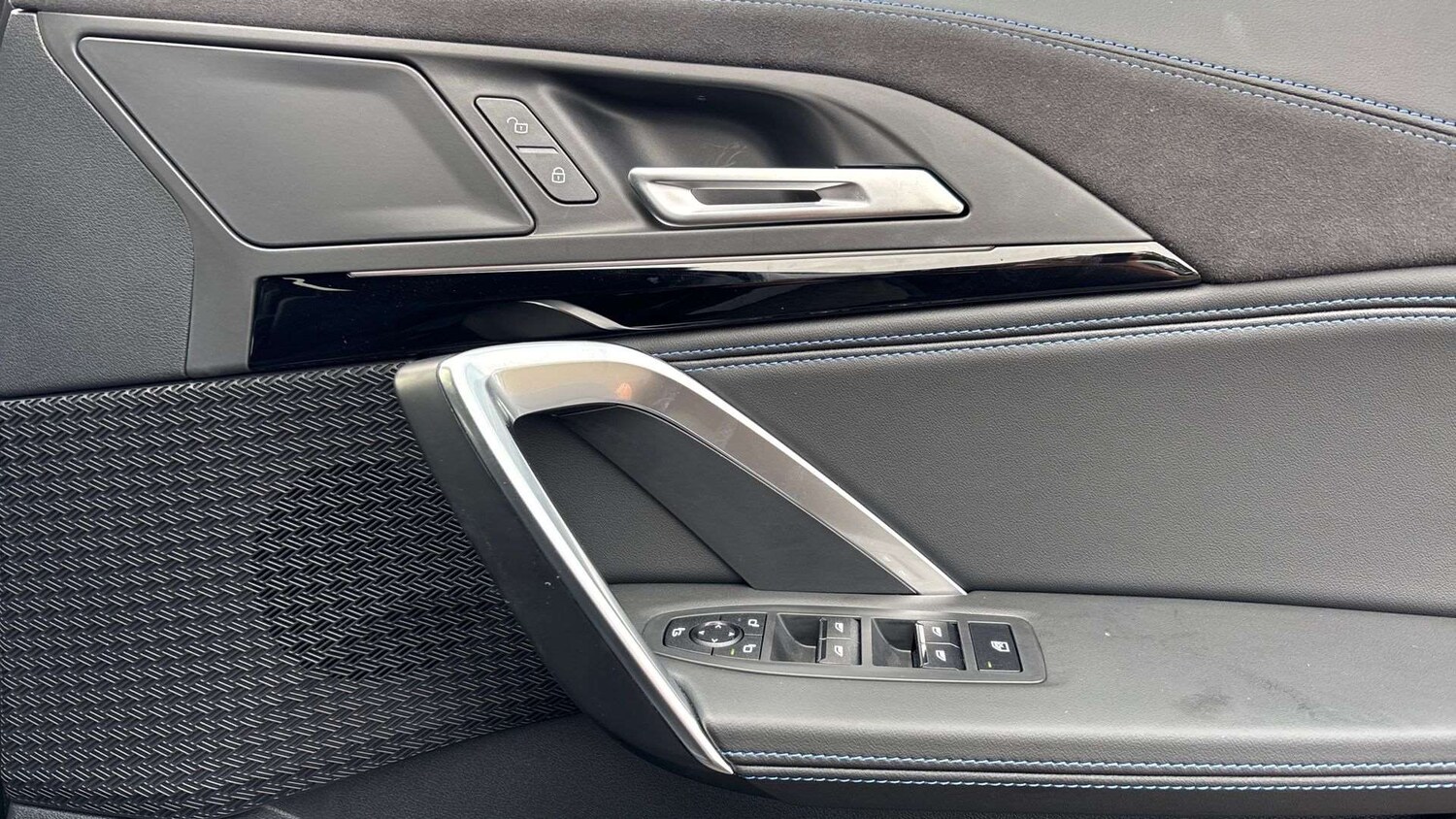 Used BMW iX2 2025 for sale - 76218343: Photo 27