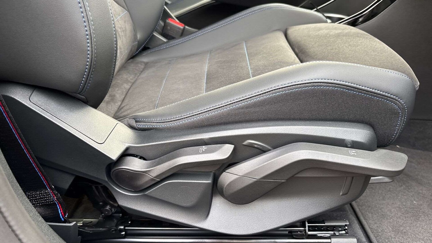 Used BMW iX2 2025 for sale - 76218343: Photo 28