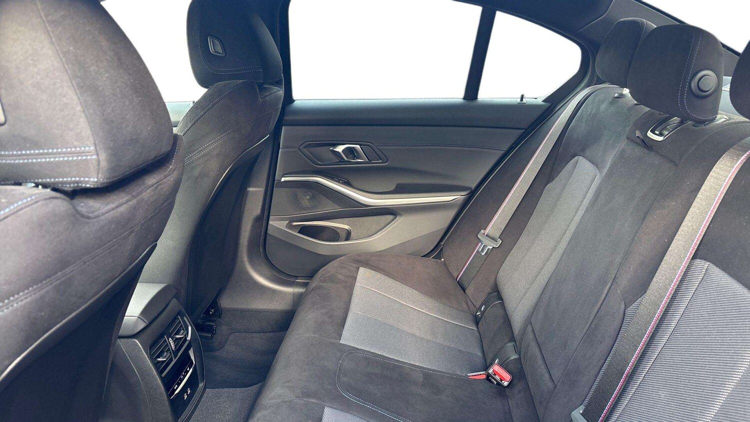 Used BMW 3 Series 2025 for sale - 76564336: Photo 14