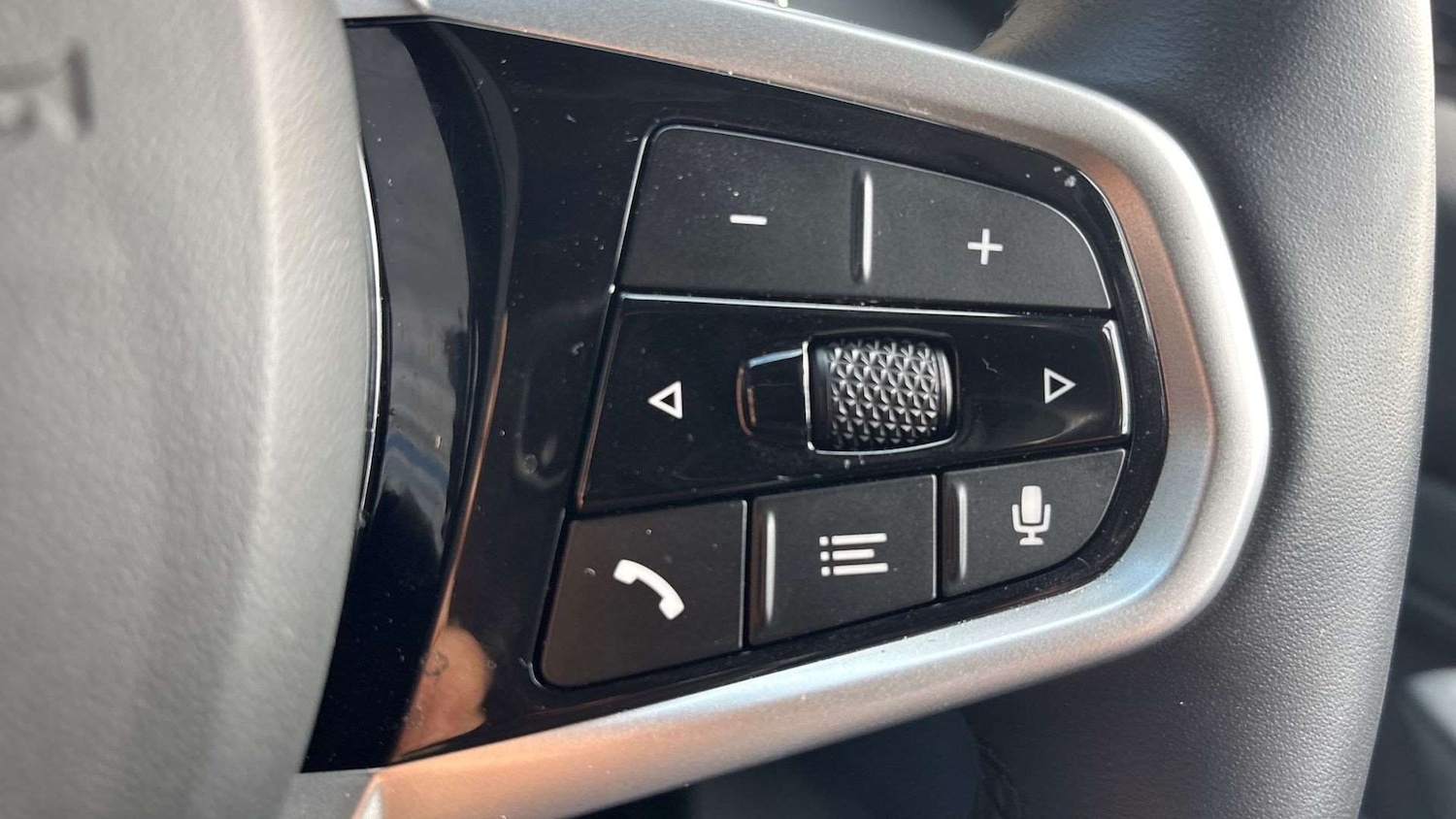 Used BMW 3 Series 2025 for sale - 76564336: Photo 23