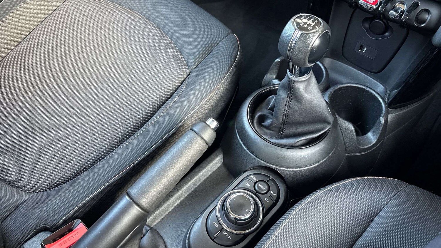 Used MINI Hatch 2021 for sale - 77674712: Photo 12