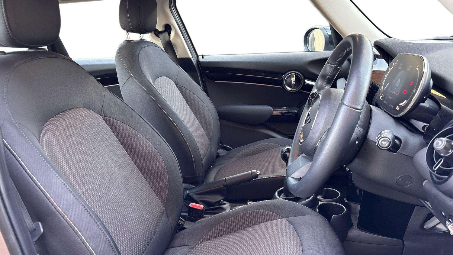 Used MINI Hatch 2021 for sale - 77674712: Photo 13