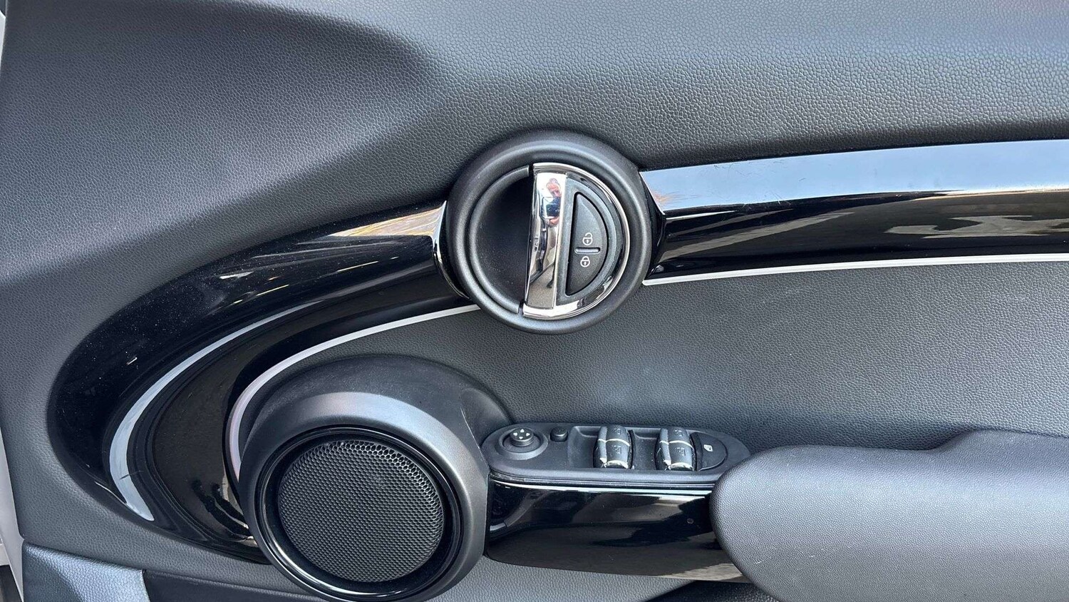 Used MINI Hatch 2021 for sale - 77674712: Photo 27