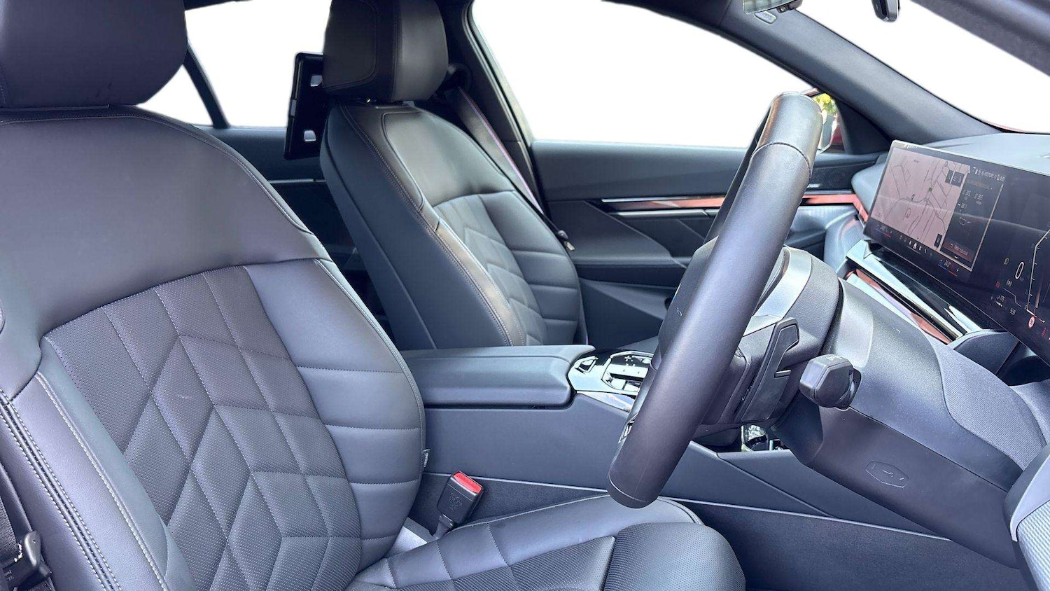 Used BMW 5 Series 2025 for sale - 76373673: Photo 13