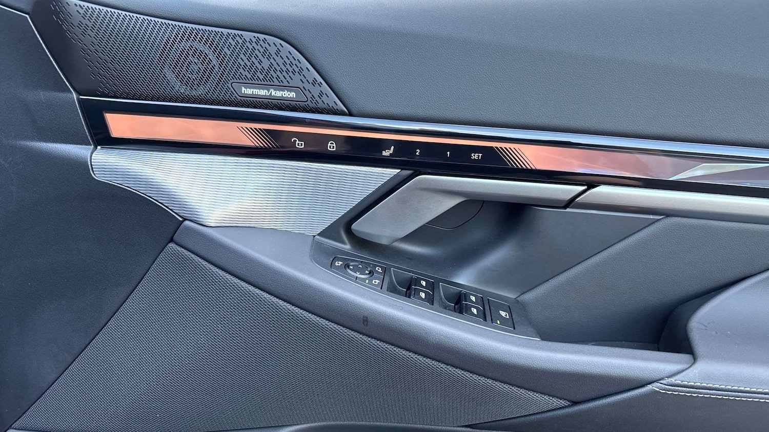 Used BMW 5 Series 2025 for sale - 76373673: Photo 27