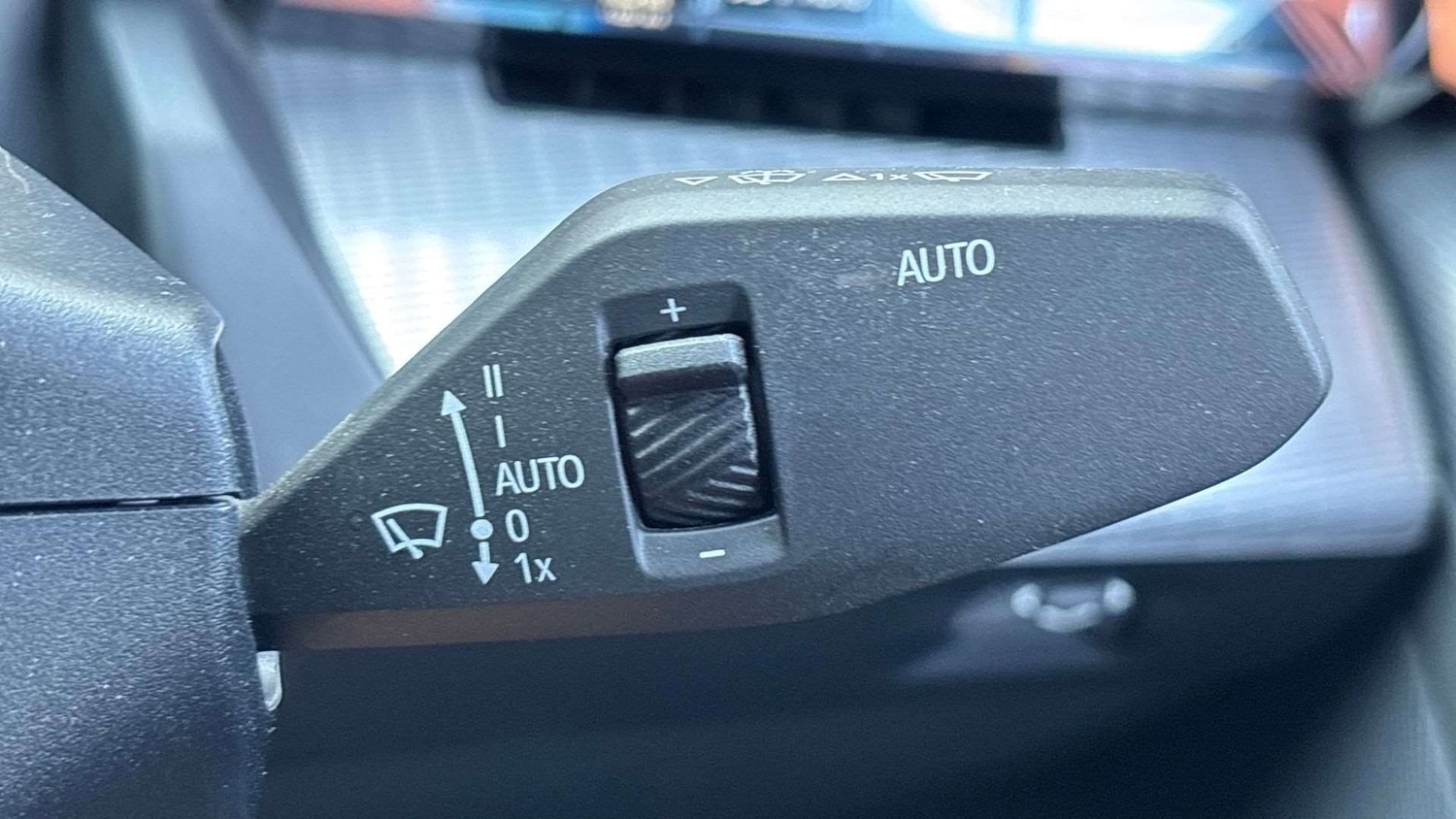 Used BMW 5 Series 2025 for sale - 76373673: Photo 30