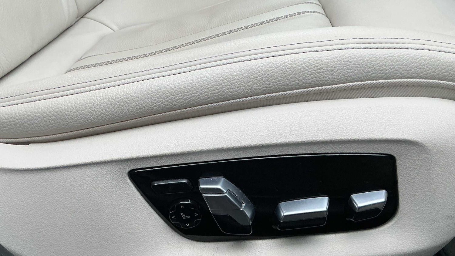 Used BMW 5 Series 2021 for sale - 77842250: Photo 13