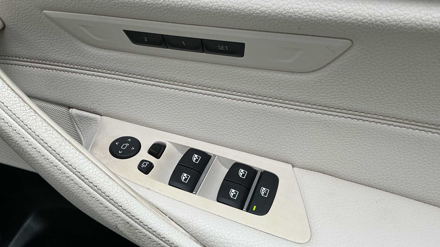 Used BMW 5 Series 2021 for sale - 77842250: Photo 14