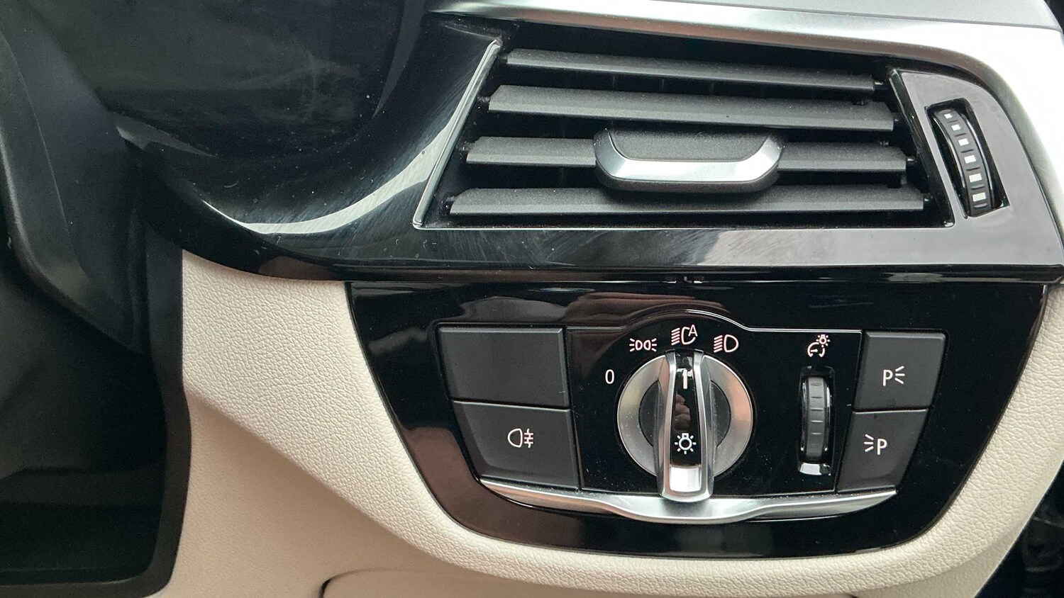 Used BMW 5 Series 2021 for sale - 77842250: Photo 28