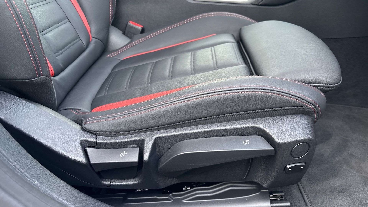 Used BMW i4 2025 for sale - 77076448: Photo 28